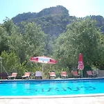 Pensión Sirius 4*