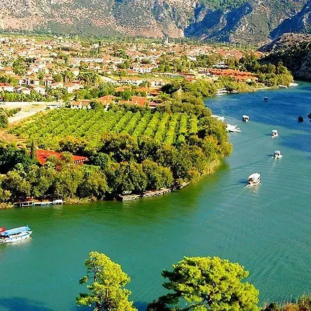 Casa de hóspedes Sirius 4*